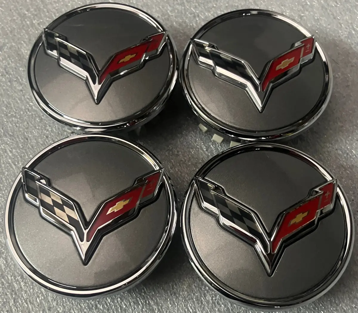 Sold Set Of 4 2020-2025 Chevrolet Corvette C8 Gray Center Caps 9595010 1