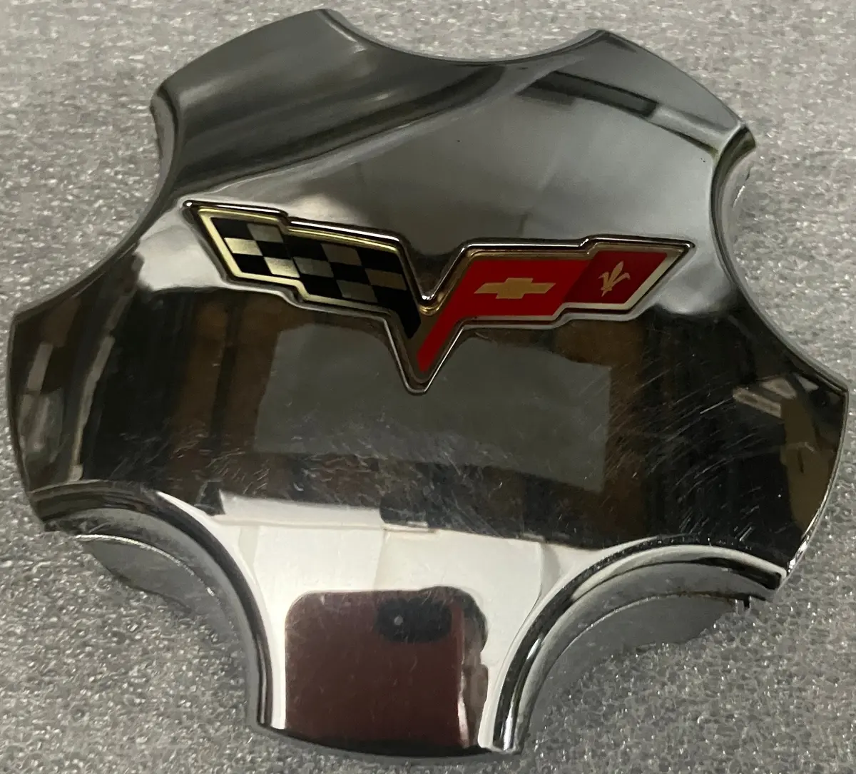 One Single Oem Chevrolet Corvette Chrome Center Cap 9594652 1