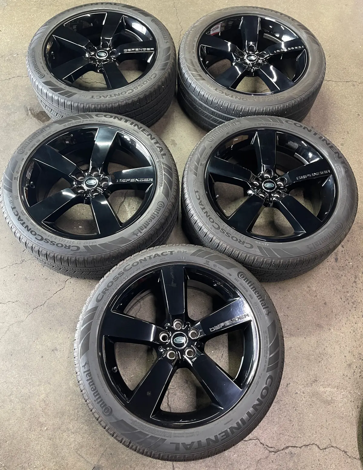 Five 2024 2025 Land Rover Defender Factory 22 Wheels Tires Rims L8bm1007ad Oem Black 1