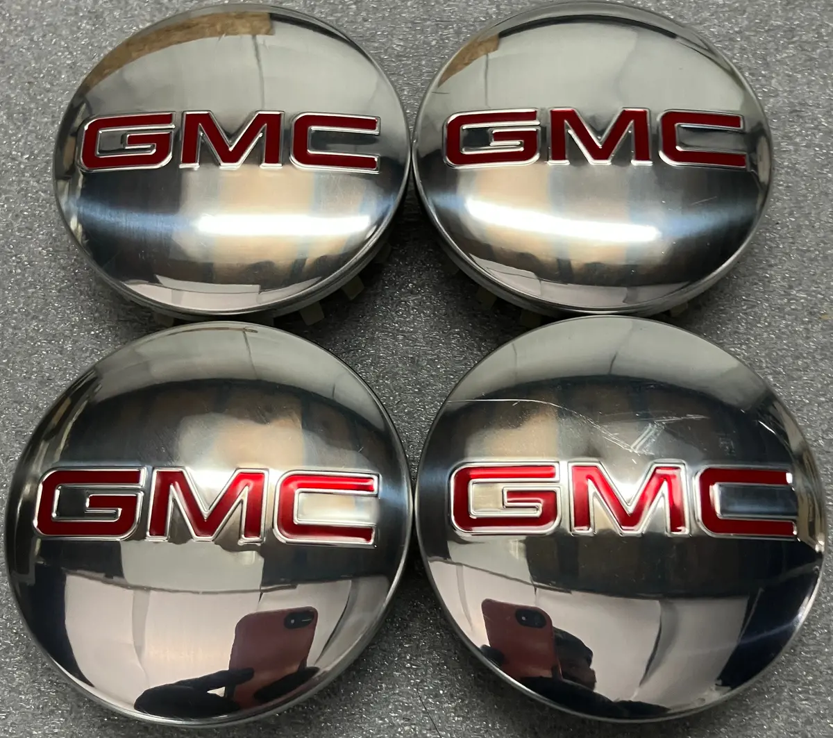 Set Of 4 Authentic Oem 2025 Gmc Sierra Yukon 1500 Center Caps 3.5" Polished 1