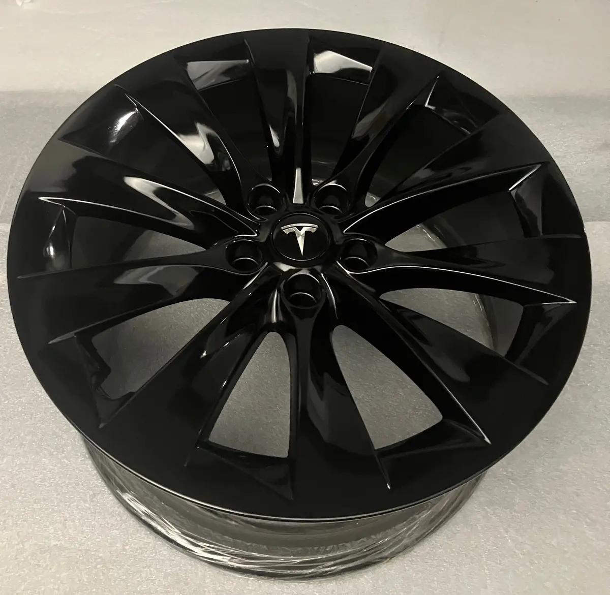 One 2018 2019 Tesla X Genuine Factory Rear 20 Oem Wheel Gloss Black Slipstream 1