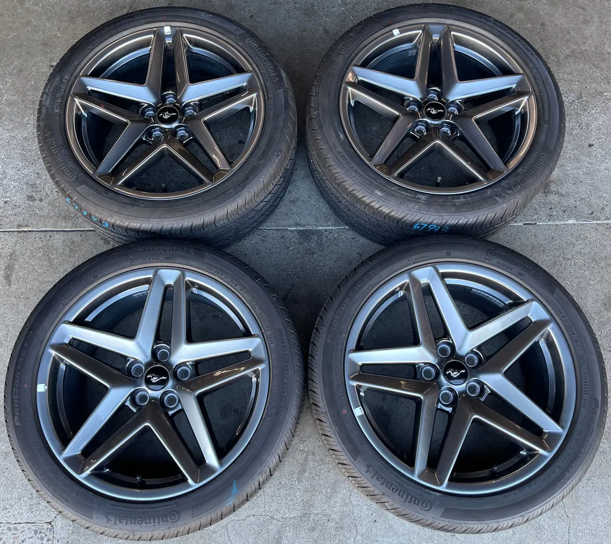2026 Ford Mustang Gt 19 Factory Wheels Tires Rims Hyper Silver Oem 255/40/19 1