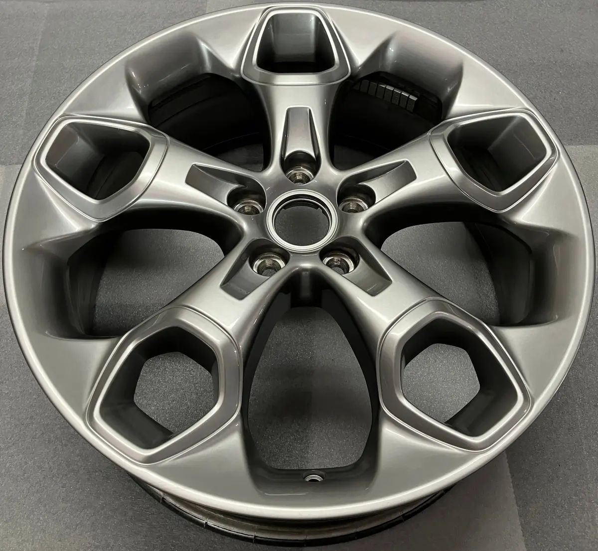 Sold One Single 2013-2016 Ford Escape Oem 19" Wheel 3947 Cj5c1007g18 Rim Hyper Silver 1