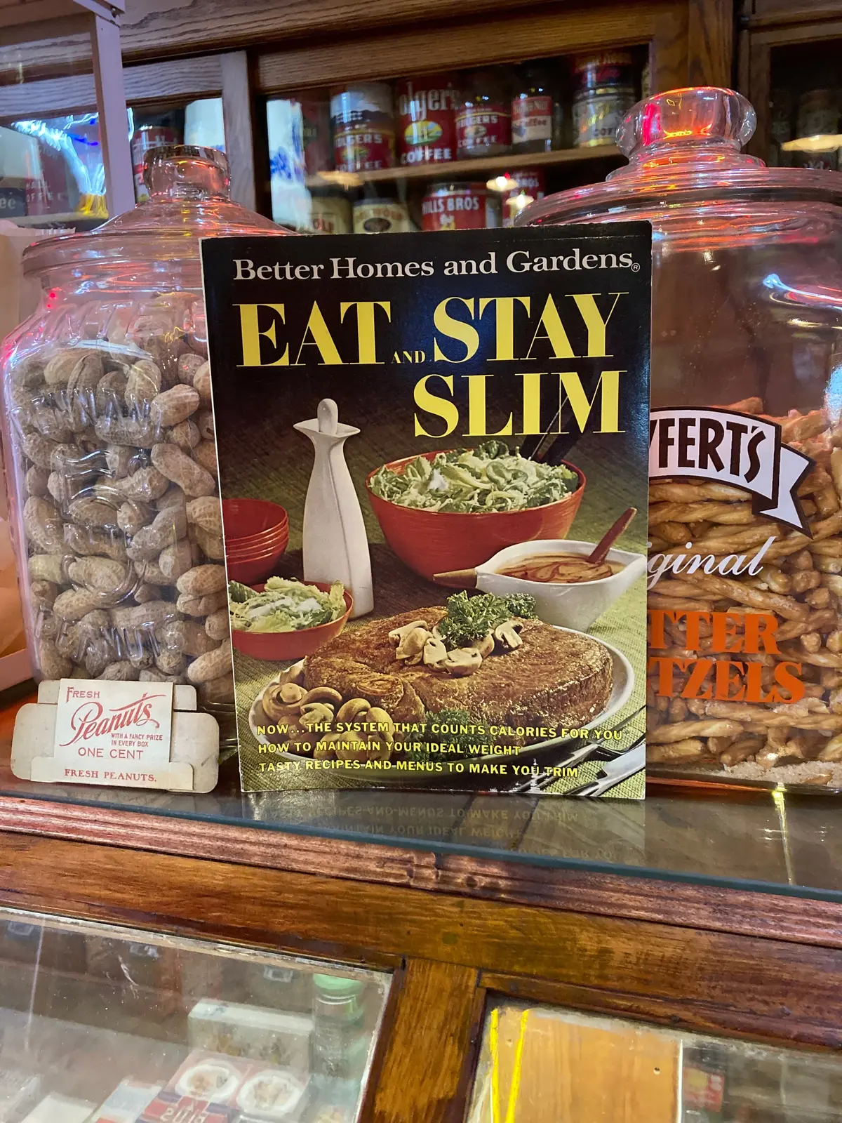 Better Homes And Gardens Cookbook Eat And Stay Slim, 1968 1