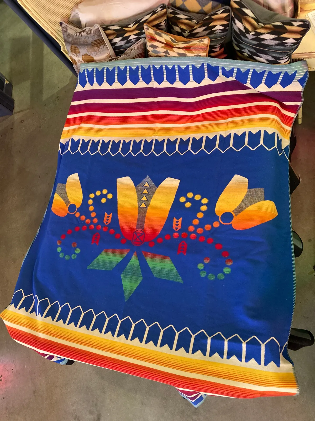 Pendleton Courage To Bloom Blanket 1