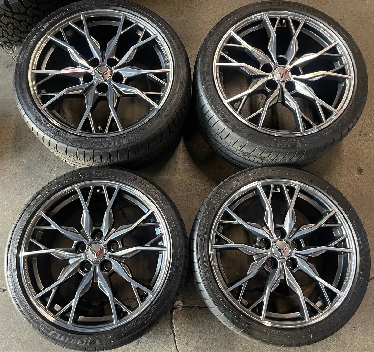 Sold 4 2025 Factory Corvette C8 Forged Oem Wheels And Tire Michelin 84608057 84608058 1
