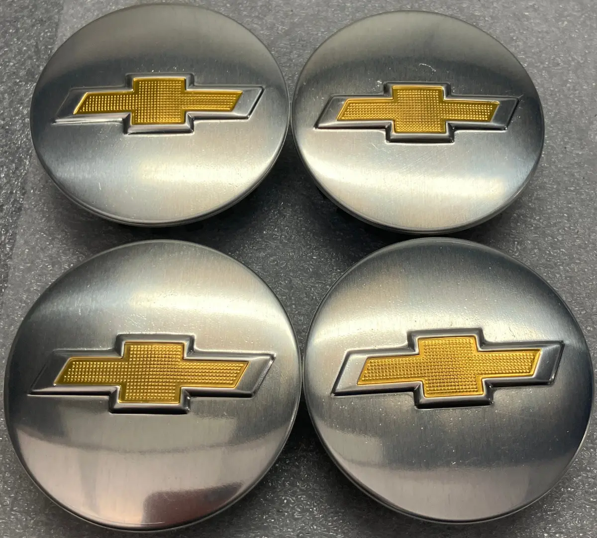 Four Center Caps For Chevy Colorado Camaro Blazer Traverse Equinox 9595010 1