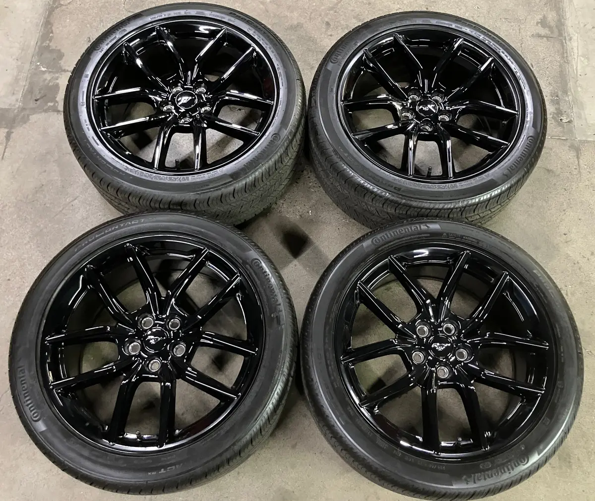 Sold 2025 Ford Mustang Gt Factory 19 Wheels Tires Rims Black Oem Pr3c1007ga 255/40/19 1