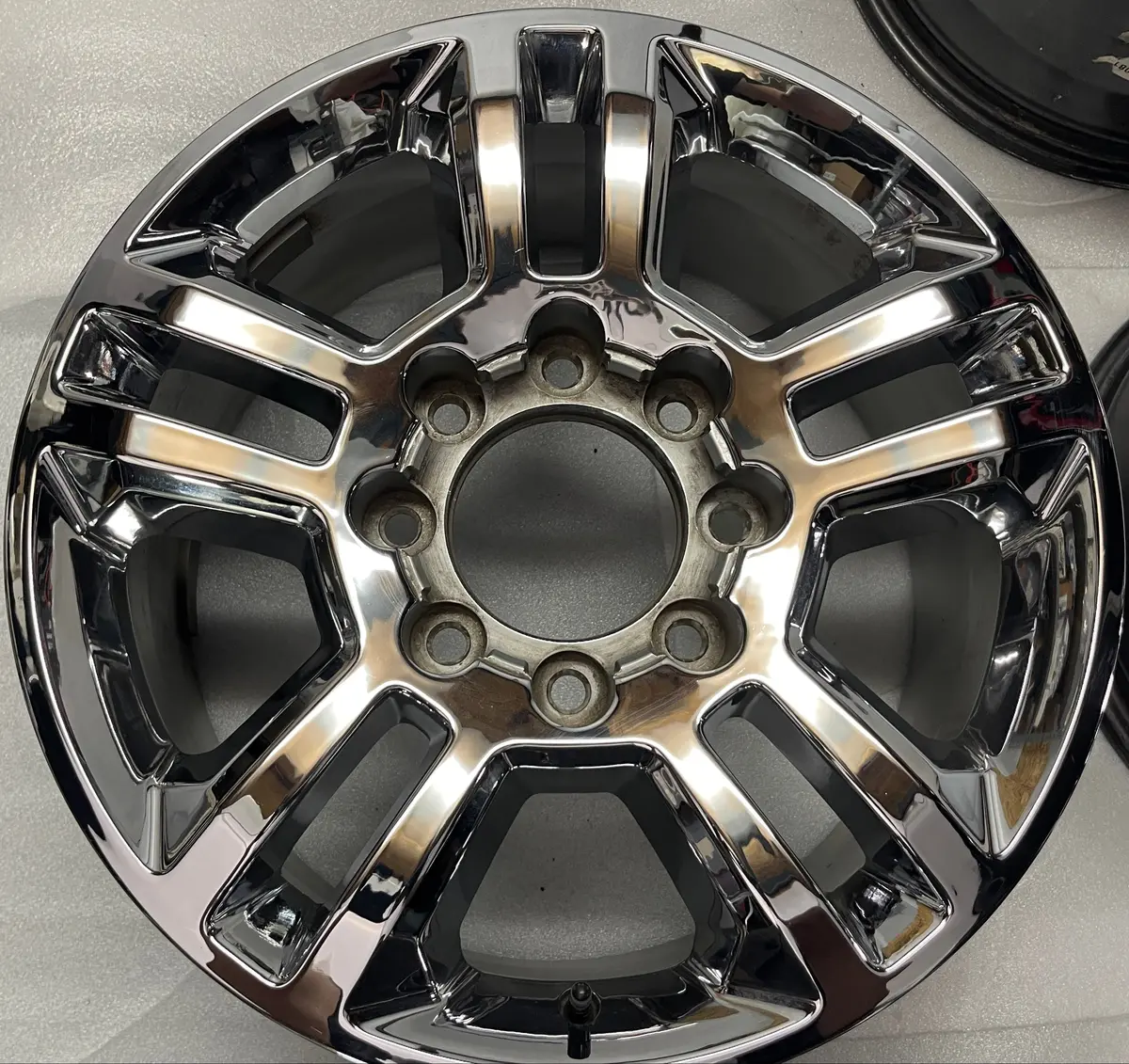 Sold (1) Single 20" Oem Chrome 2019 Chevrolet Silverado 2500 3500 Wheel Rim 5705 1