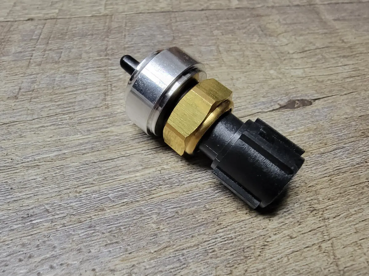 Intake Air Temp ( Iat ) Sensor With Bung 1